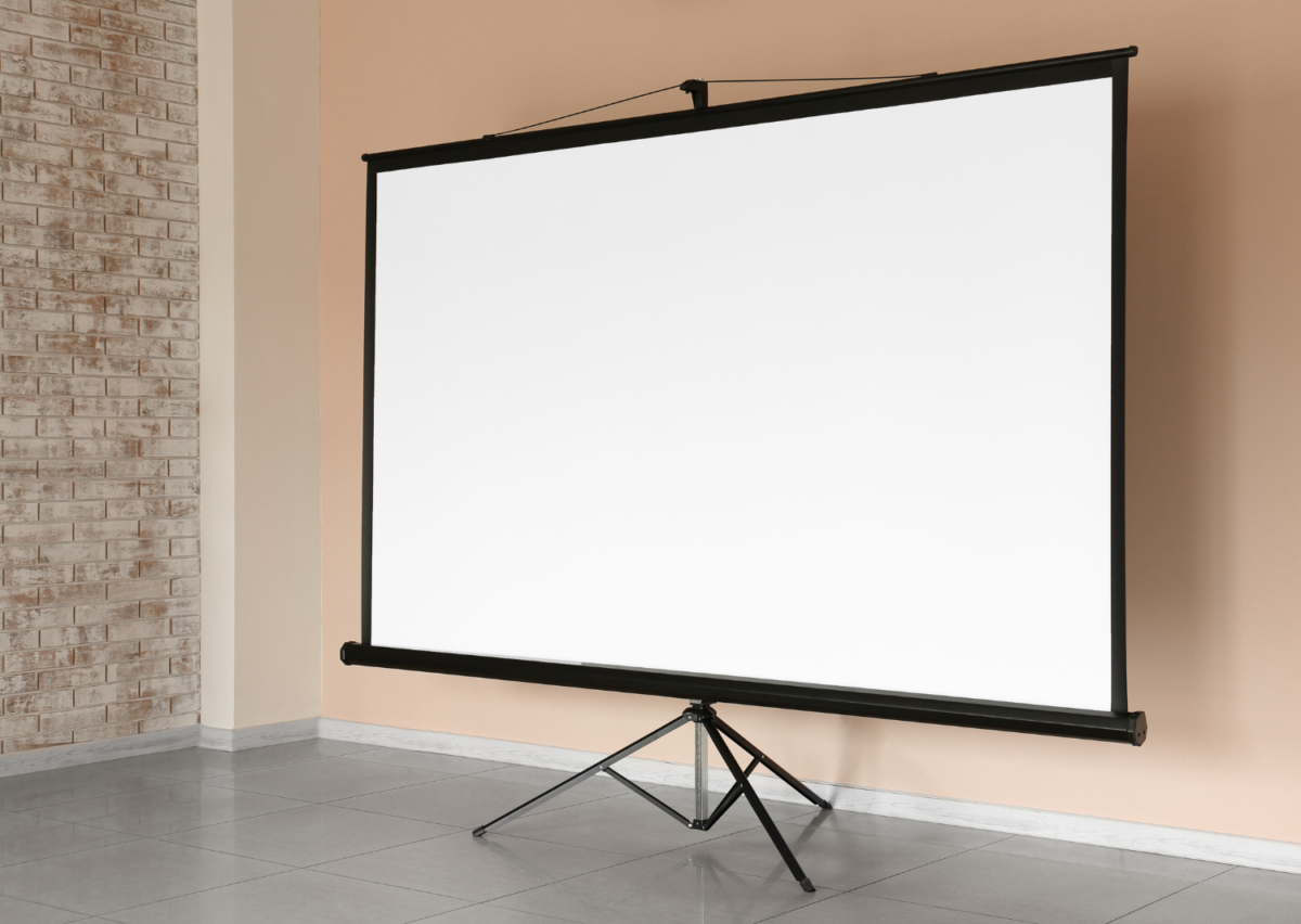 What is the Ideal Projector Screen Size for a Gaming Room? 84", 100" or